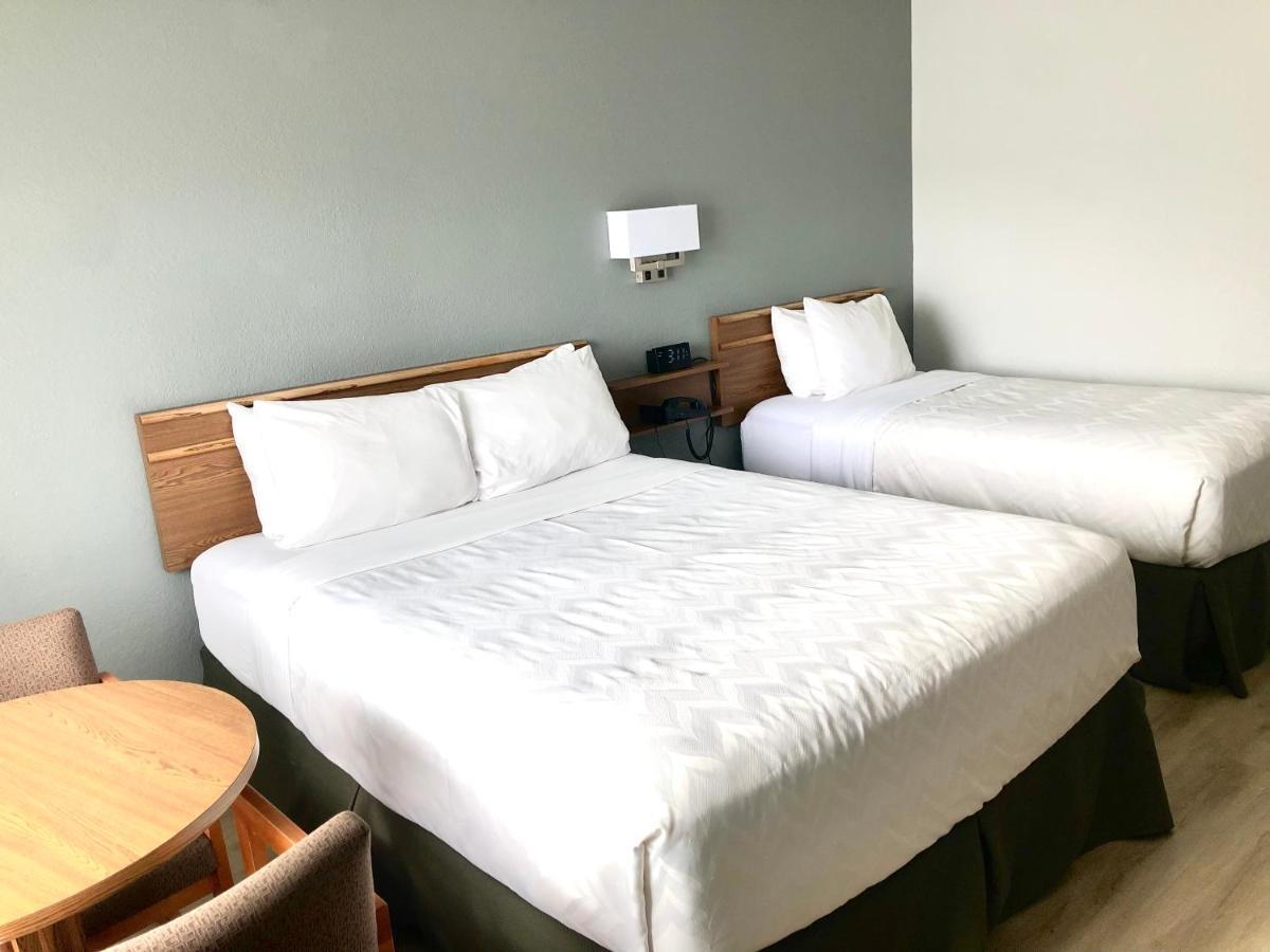 Super 8 By Wyndham