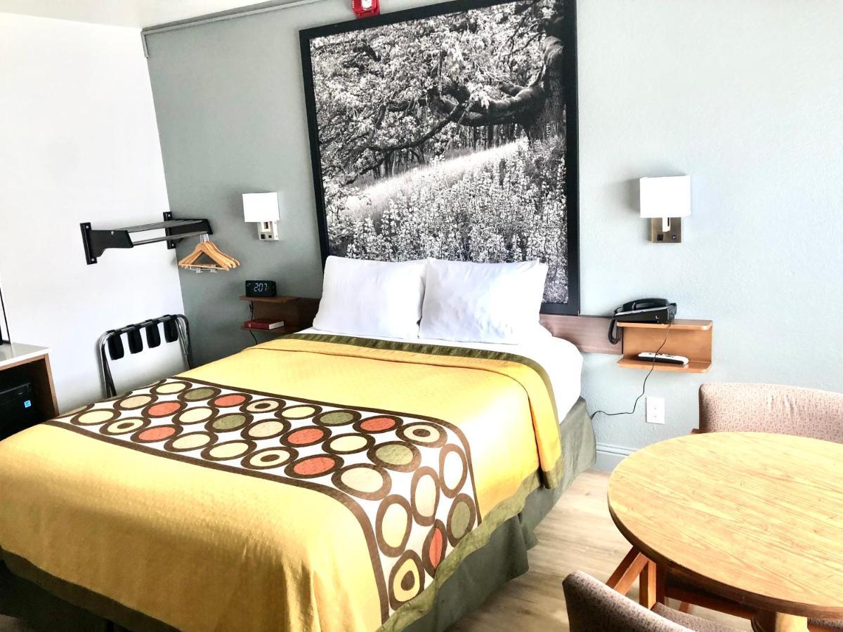 Super 8 By Wyndham Bragg 2* Fort Bragg